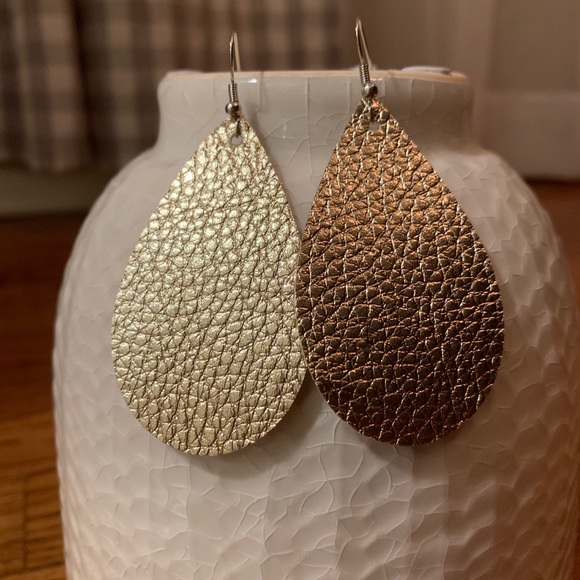 Bulk Spring Earring Set - Picture 6 of 6